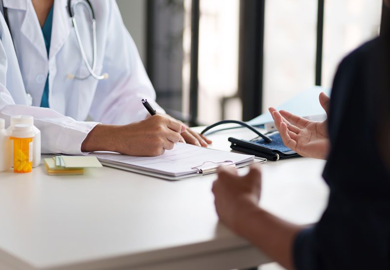 Doctor-consultation-with-patient Doctor-consultation-with-patient